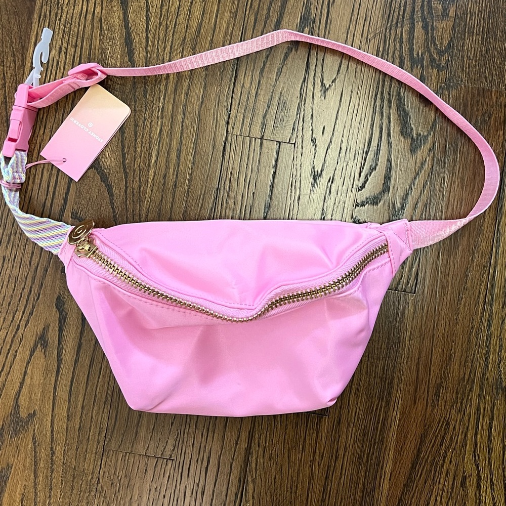 Stony clover x target Belt bag